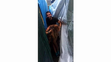 Casal pego no flagra metendo rapidinho em lugar escondido