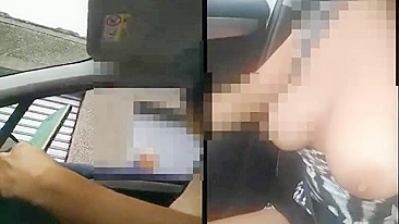 Mulher Sexy se Exibindo Nua no Carro pra Homem Passante