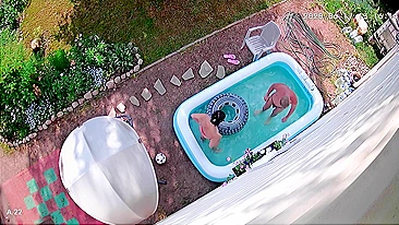 Amantes Sensuais se Enrolando na Água com Muito Tesão, Filmados!