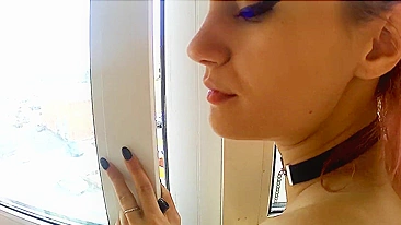 Cara Fodendo Namorada Gostosa Fumante na Varanda