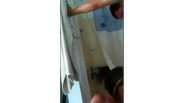 Fodendo a vizinha novinha da casa ao lado