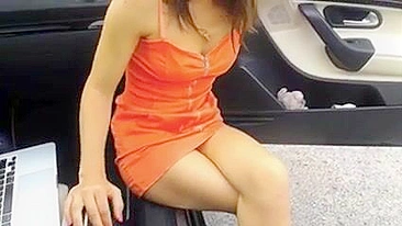 Esposa Pega Chupando Pau e Levando Gozada na Estrada Pública