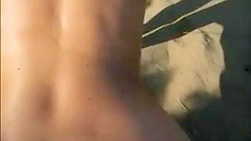 Sexo anal safado na praia com a esposa, excitante e proibido