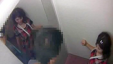 Casais Indo pro Japão Fazendo Sexo Quente no Provador