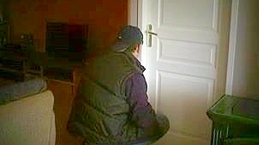 Chocante! Marido Corno Espia Esposa Sendo Fodida pelo Amigo Íntimo