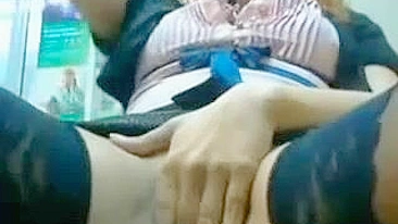 Russa Safada Faz Show Nu no Trabalho pela Cam