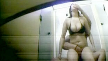 Casal Amador Pego Fodendo na Cabana por Câmera Escondida