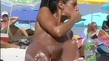 Vídeo voyeur de nudismo na praia