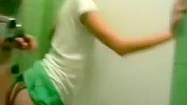 Casal Hipster Amador Fodendo com Tesão em Lugar Público