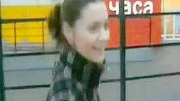 Casal Hipster Amador Fodendo com Tesão em Lugar Público