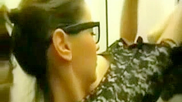 Casal Hipster Amador Fodendo com Tesão em Lugar Público