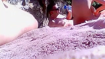 Surpresa! Praia de Nudismo com Voyeur Safado