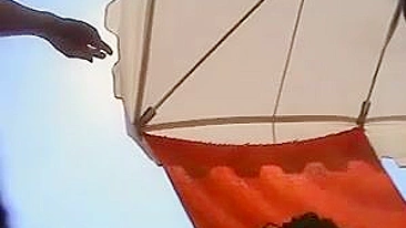 Cena Quente Censurada! Calcinha da Gata Encharcada!