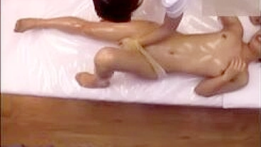Câmera Escondida Flagra Massagem Nua Secreta e Quente