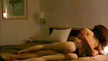 Vídeo Pornô de Câmera Descoberta: Esposa Traindo com Amante