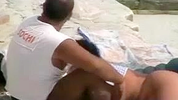 Esposa Gostosa Filmada Em Segredo Dando Boquete Na Praia