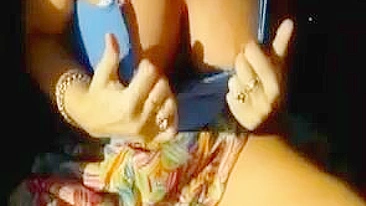 Exibicionista Pisca e Se Masturba na Câmera