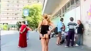 Vídeo Pornô Secreto de Voyeur em Atos de Sexo na Rua
