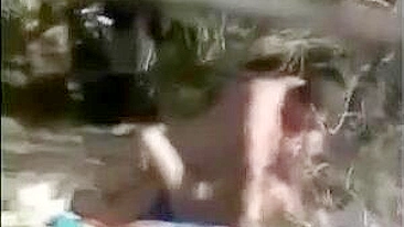 Com Tesão, Vídeo Voyeur Caseiro de Casal Amador Úmido na Praia