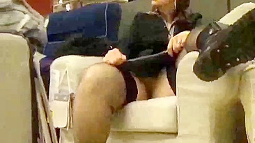 Mostrando Tudo em Lugar Público: Vídeo Secreto