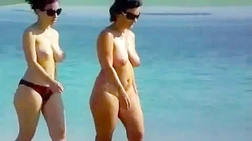 Fantasiando com Garotas Romenas Pegas em Vídeo Voyeur na Praia?