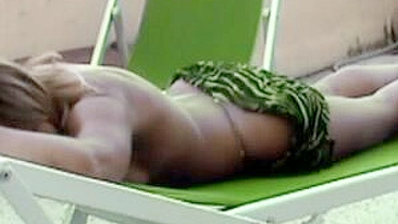 Vídeo Voyeur de Mulheres Nuas em Câmera Espiã