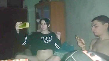 Trio incestuoso russo ultrapassa todos os limites da foda sem dúvida