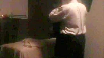 Ela sonha com carreira no pornô e muita foda incestuosa também