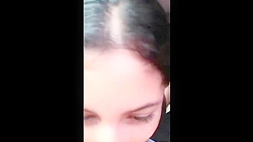 Pau dele é enorme e por isso a irmã adora tanto