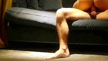 Nada para essa cavalgada cowgirl com uma vadia bunduda safada