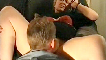 Mamãe com corpo natural vai se masturbar e gozar gostoso