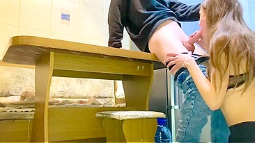 Prazer taboo sem fim com garota safada de calcinha vermelha, bem quente