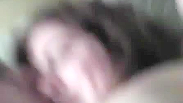 Prazeres de incesto entre pai e filha com foda hardcore e gozos