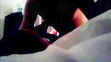 Filme de Voyeurismo Cheio de Fetiche com um Toque de Incesto Real