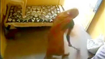 Escândalo de câmera escondida com família indiana no incesto hard