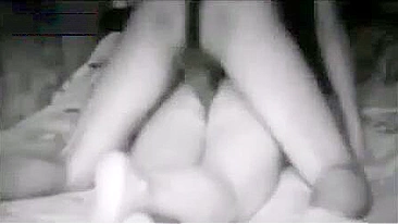 De quatro e papai-mamãe com uma vadia gorda de mamãe safada