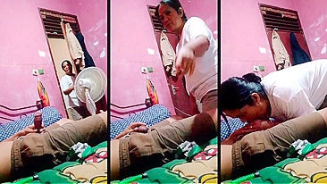 Vazou vídeo incesto real! Mãe pega filho batendo punheta e faz ele gozar na boca!