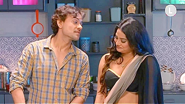 Bhabhi Peituda Levando de Quatro do Cunhado Enquanto Marido Tá Fora!